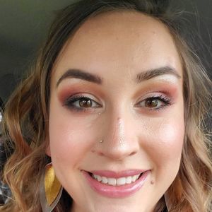 Meet your Posher, Gillian